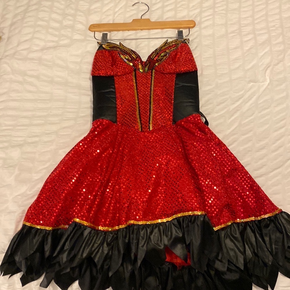 Ladies costume